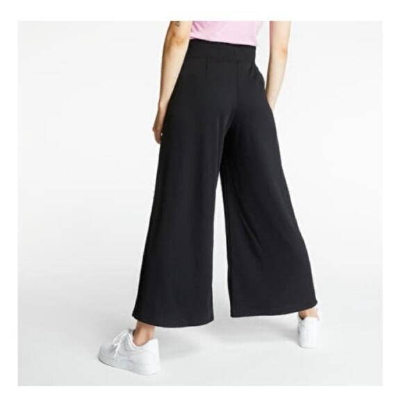 Nike Black Wide-Leg Pants - Picture 2 of 14